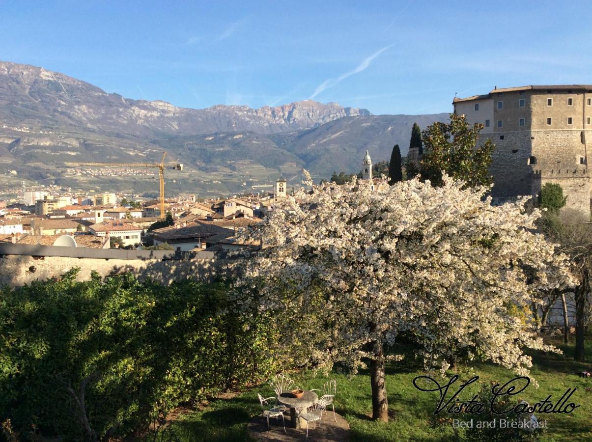 Vista Castello Panzió Rovereto  Kültér fotó